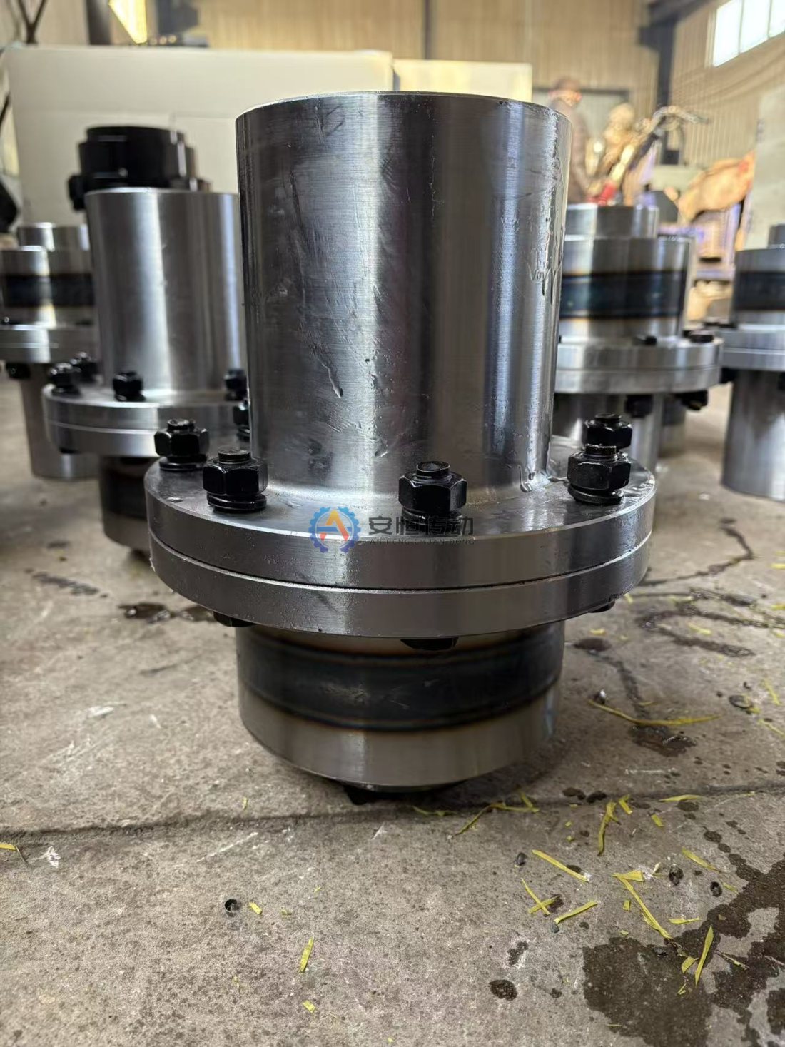 Gear coupling on the floor of the Anheng Coupling workshop