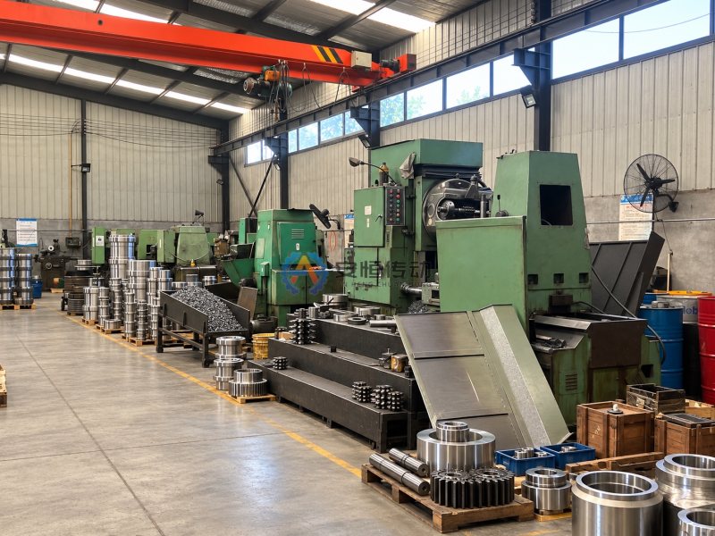 Anheng Coupling workshop: Gear hobbing section